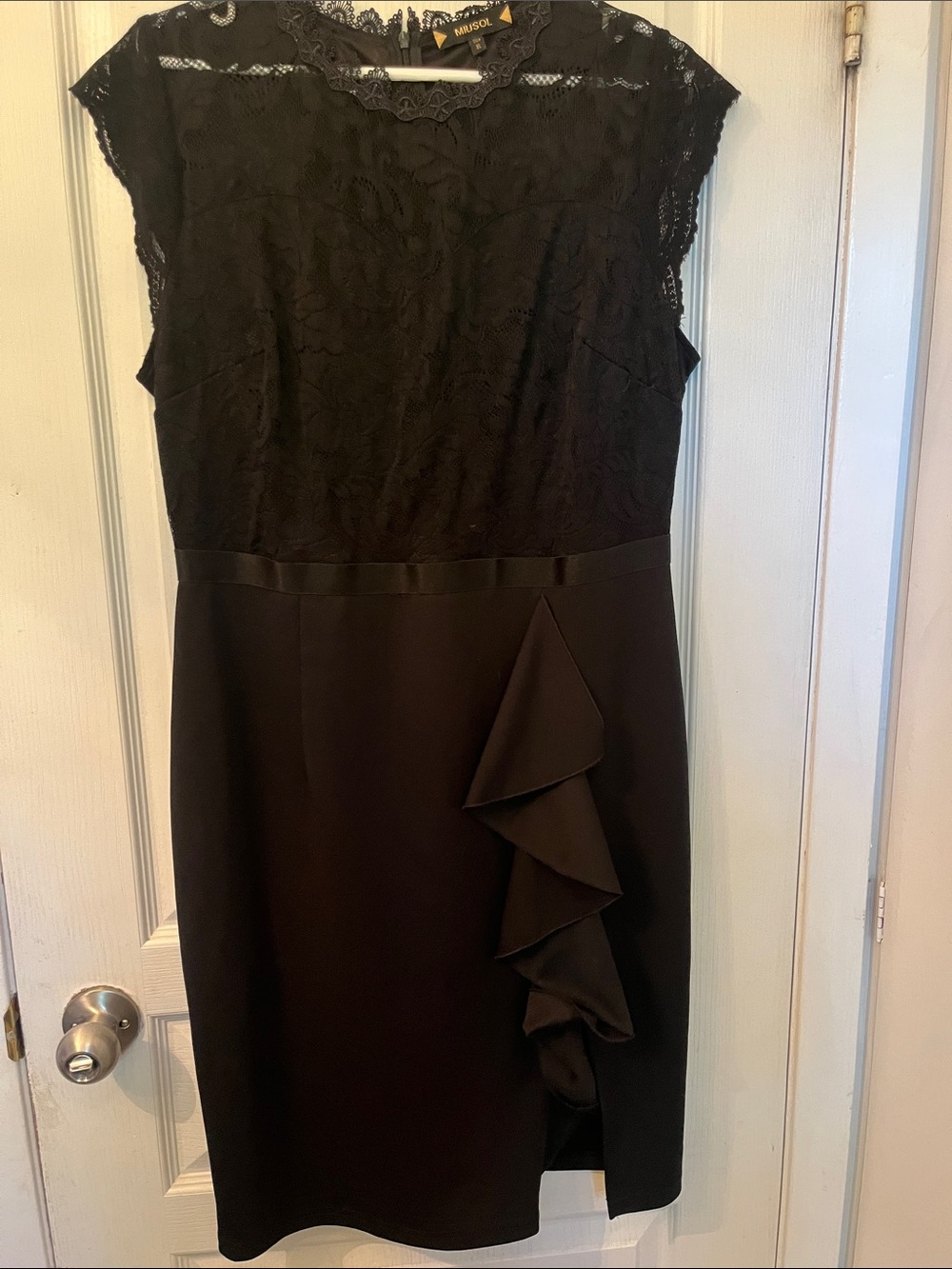 Miusol Black Lace Bodice Ruffle Midi Dress